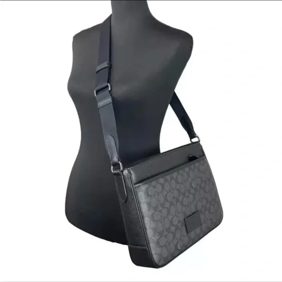 NWT Coach Men's District Crossbody Bag Signature Canvas Charcoal Black